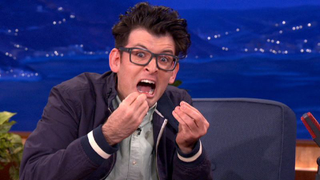 With <i>Hound Tall</i>, Moshe Kasher brings a new podcast to the airwaves